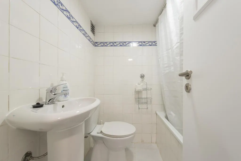 Cozy Apartment In Bairro Alto I Lisboa 0*,